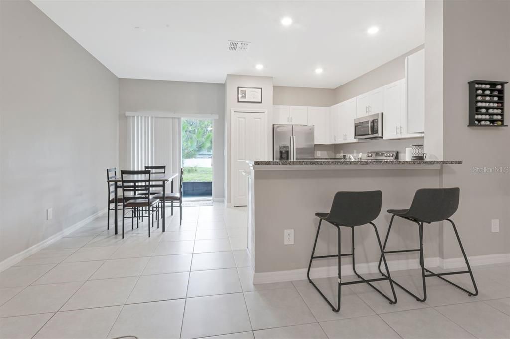 En Venta: $296,000 (3 camas, 2 baños, 1634 Pies cuadrados)