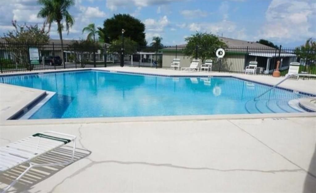 For Sale: $164,999 (3 beds, 2 baths, 1073 Square Feet)