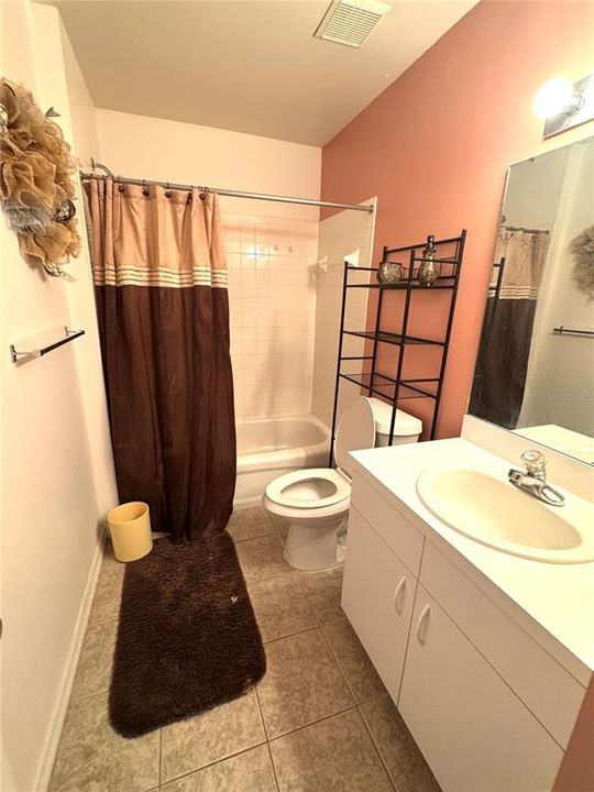 For Sale: $164,999 (3 beds, 2 baths, 1073 Square Feet)