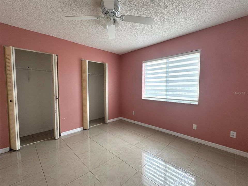 For Sale: $164,999 (3 beds, 2 baths, 1073 Square Feet)