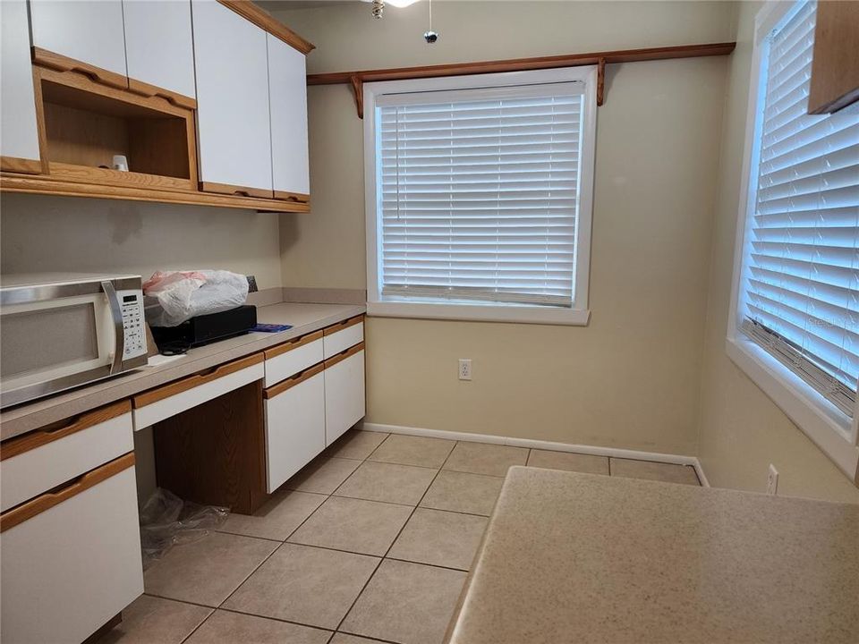 For Rent: $2,000 (2 beds, 2 baths, 1269 Square Feet)