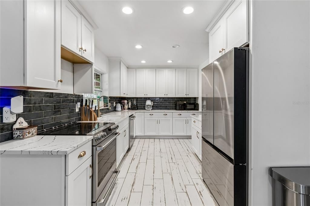 En Venta: $469,900 (3 camas, 2 baños, 1806 Pies cuadrados)
