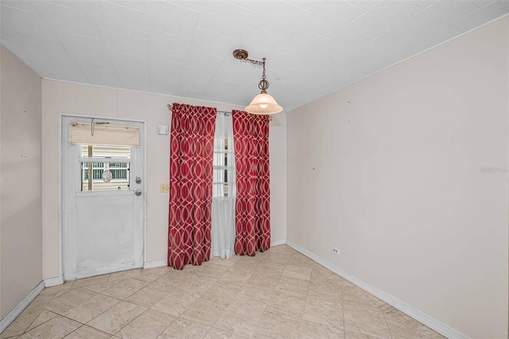 En Venta: $150,000 (2 camas, 2 baños, 912 Pies cuadrados)