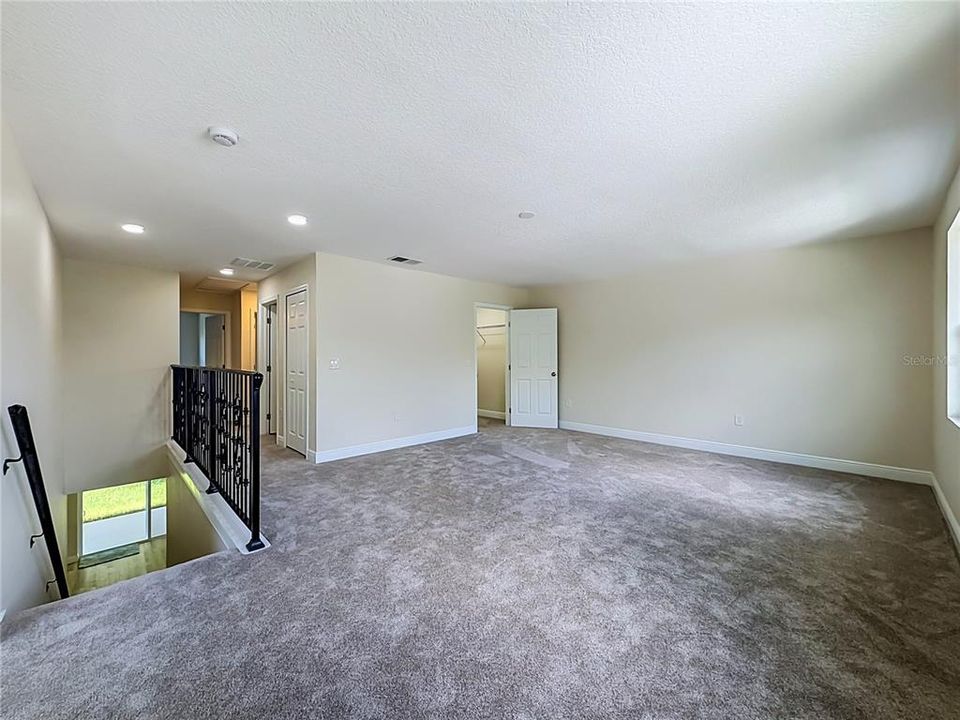 En Venta: $775,000 (3 camas, 2 baños, 2860 Pies cuadrados)