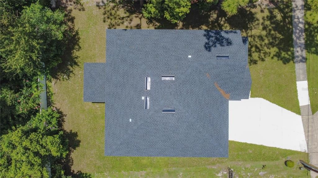 En Venta: $775,000 (3 camas, 2 baños, 2860 Pies cuadrados)