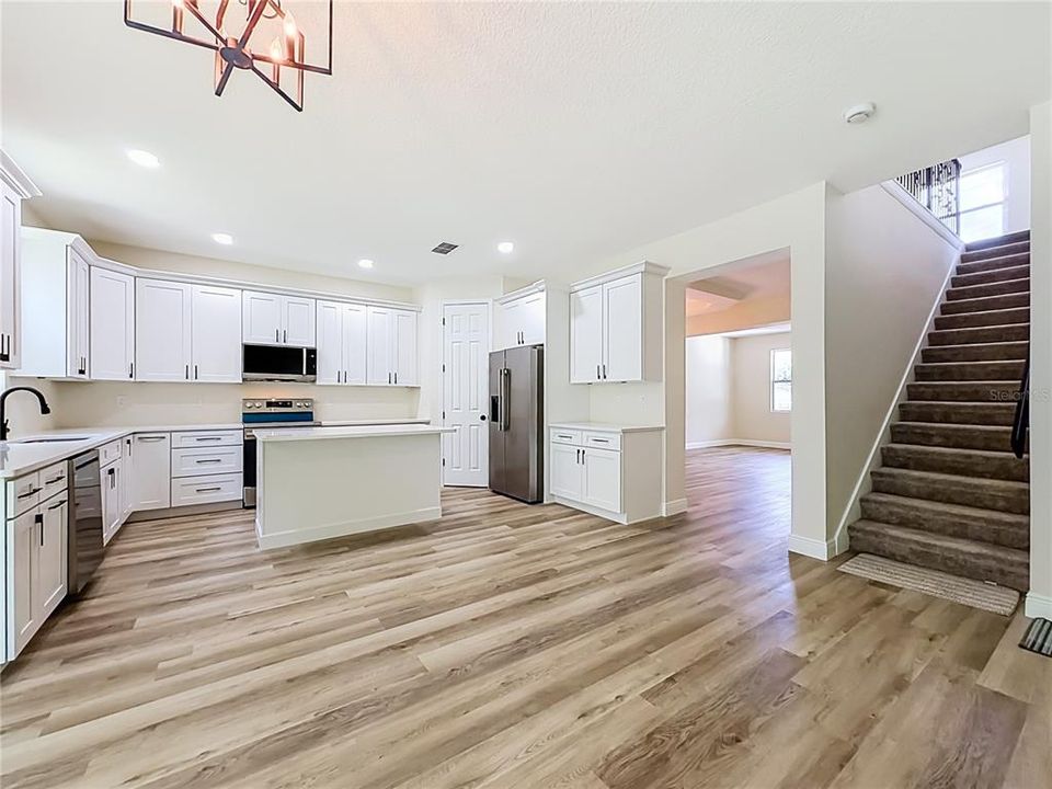 En Venta: $775,000 (3 camas, 2 baños, 2860 Pies cuadrados)