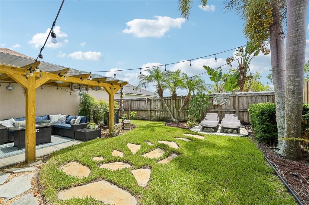 For Sale: $324,000 (3 beds, 2 baths, 1148 Square Feet)