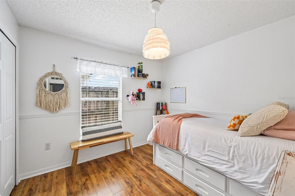 For Sale: $324,000 (3 beds, 2 baths, 1148 Square Feet)