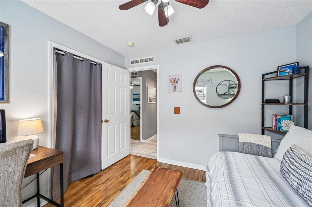 For Sale: $324,000 (3 beds, 2 baths, 1148 Square Feet)