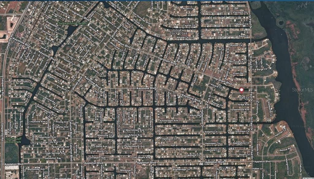 На продажу: $29,000 (0.23 acres)