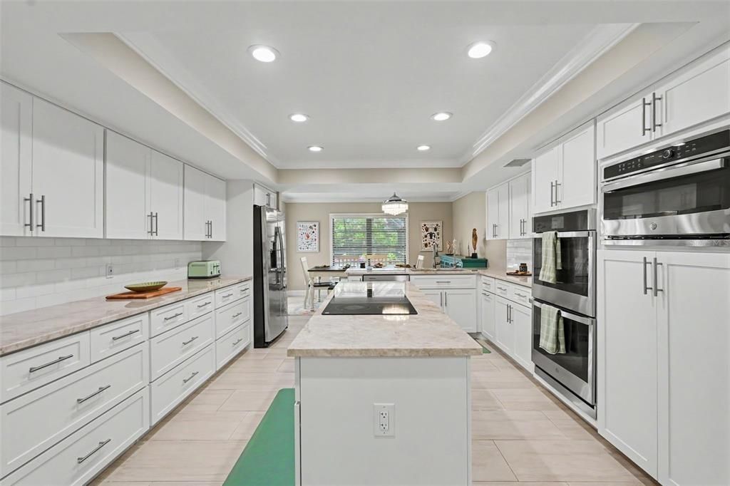 En Venta: $925,000 (4 camas, 4 baños, 3441 Pies cuadrados)