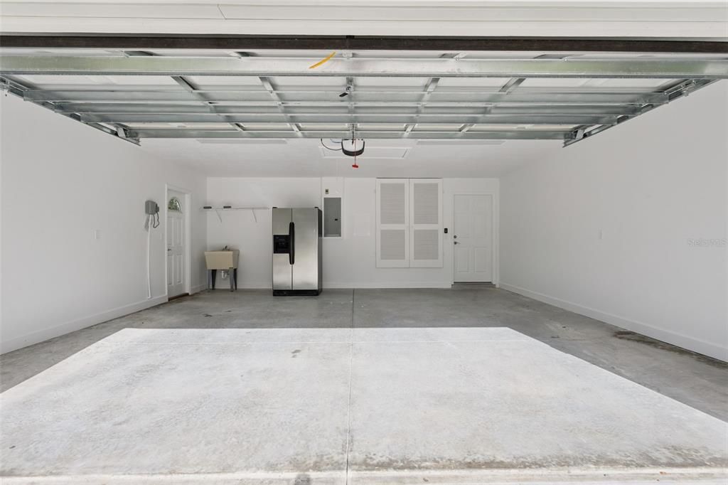 En Venta: $354,900 (3 camas, 2 baños, 1641 Pies cuadrados)