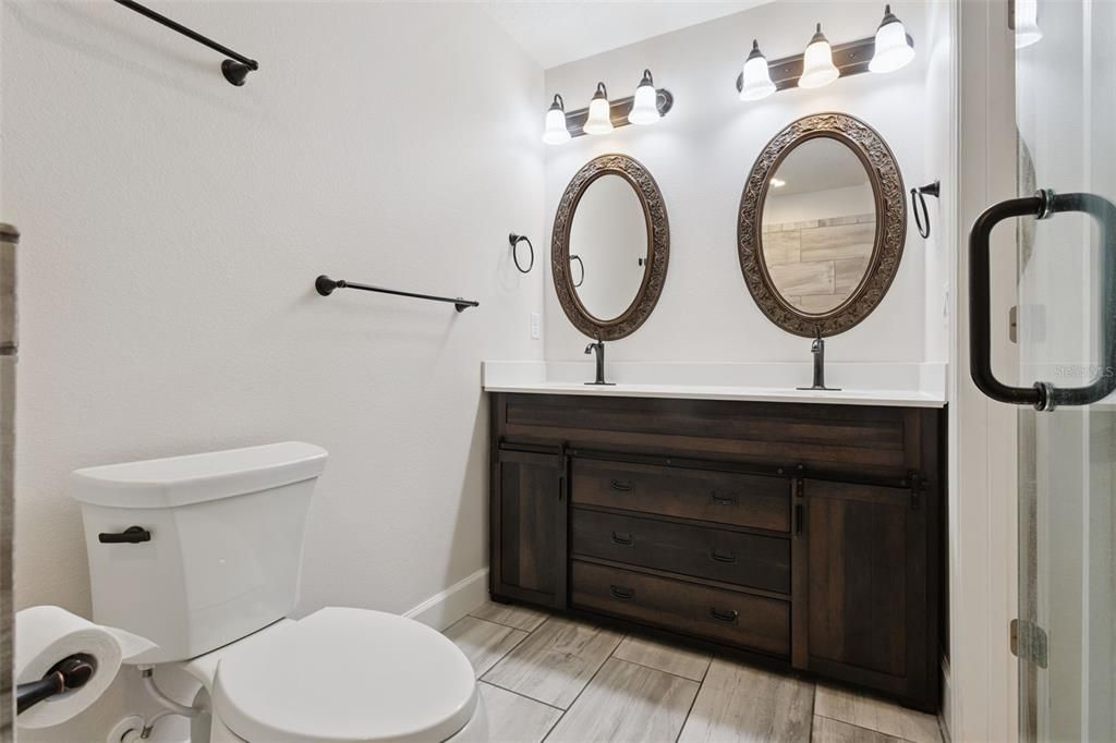 En Venta: $354,900 (3 camas, 2 baños, 1641 Pies cuadrados)