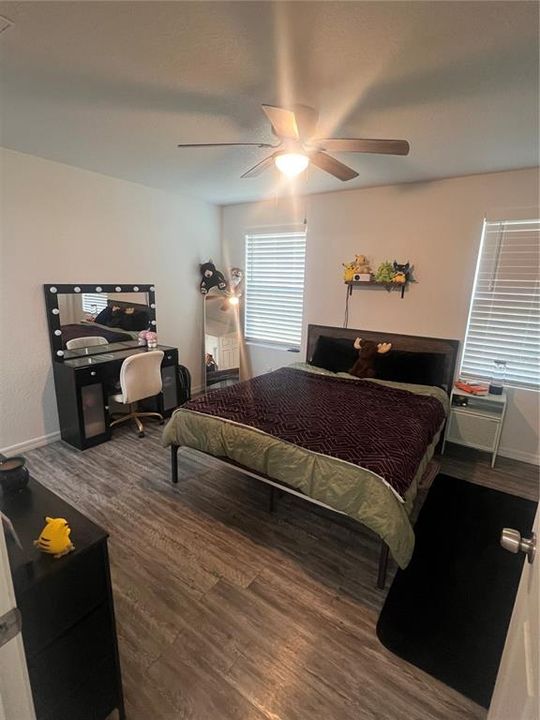 En Venta: $209,900 (3 camas, 2 baños, 1079 Pies cuadrados)