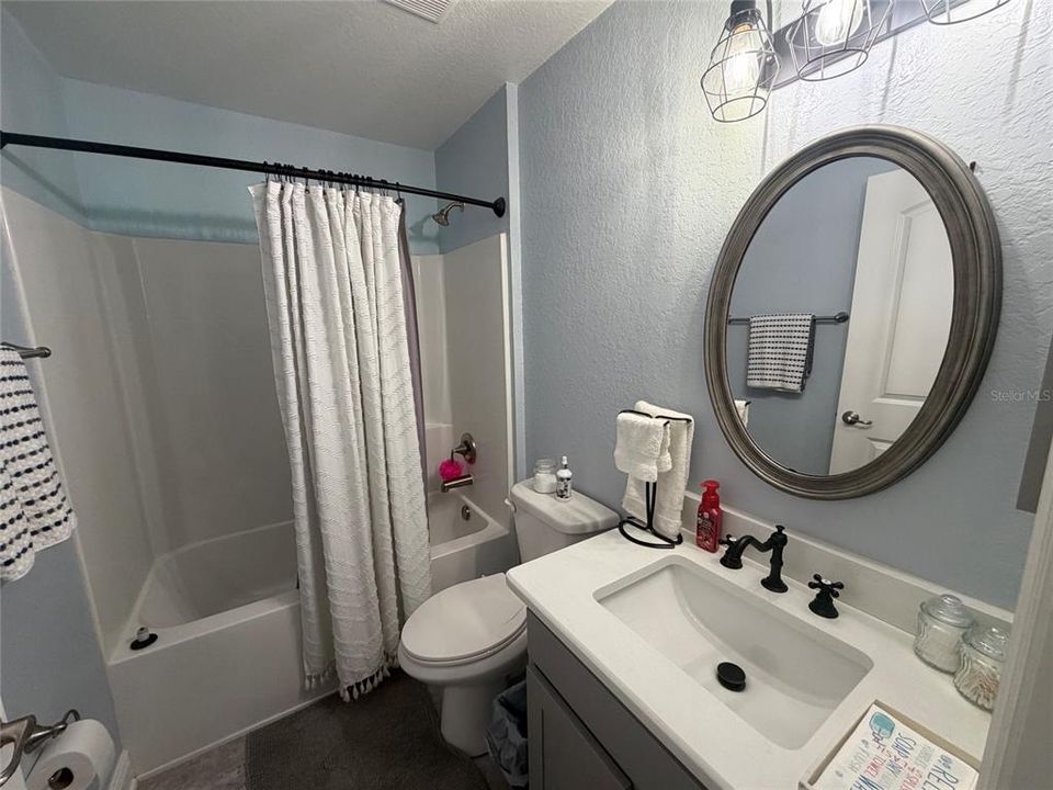 For Sale: $349,900 (3 beds, 2 baths, 2035 Square Feet)