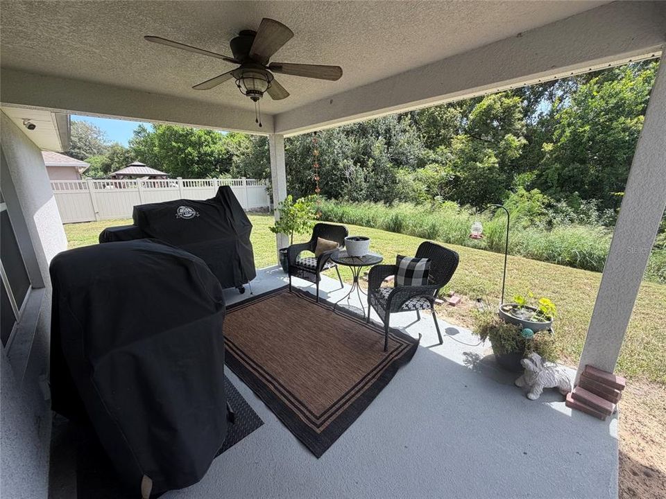 For Sale: $349,900 (3 beds, 2 baths, 2035 Square Feet)