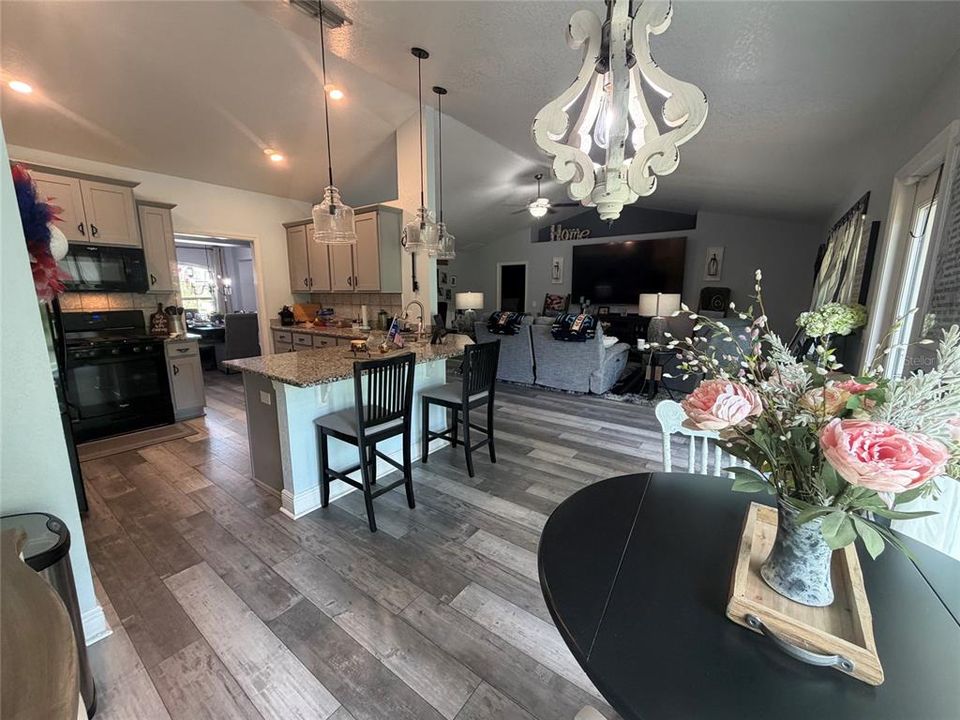 For Sale: $349,900 (3 beds, 2 baths, 2035 Square Feet)