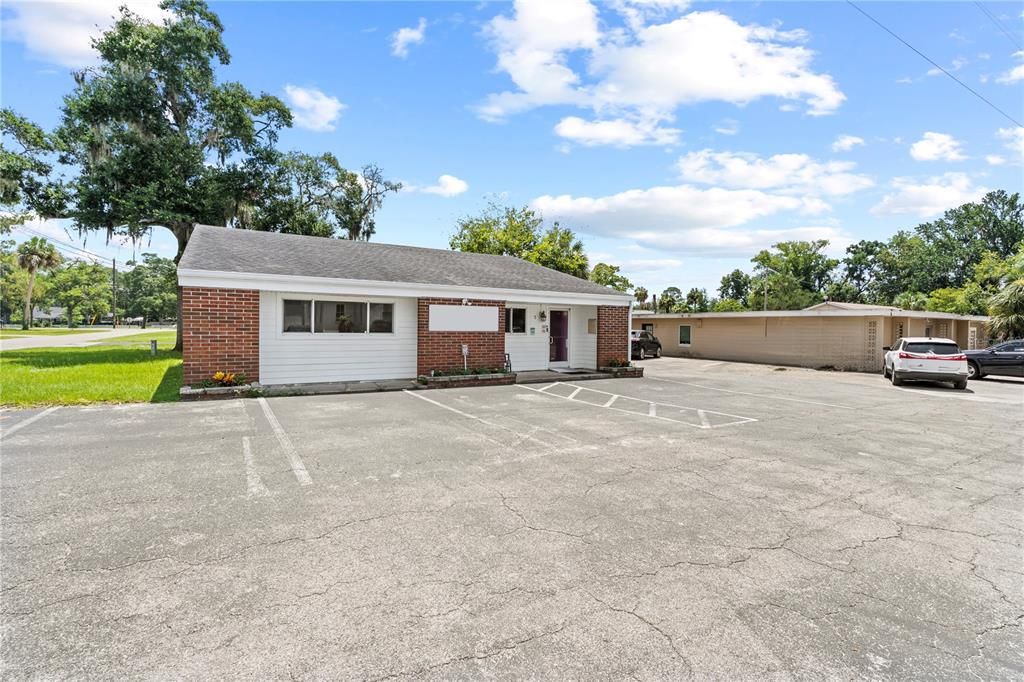 For Sale: $235,000 (0 beds, 0 baths, 1310 Square Feet)
