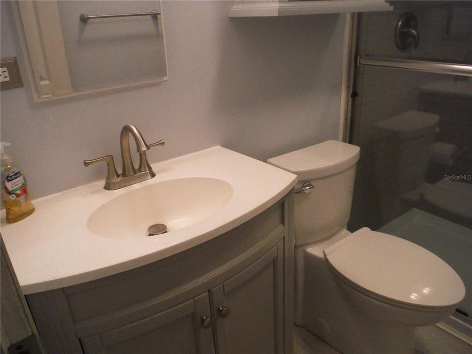 На продажу: $159,000 (2 спален, 2 ванн, 1095 Квадратных фут)