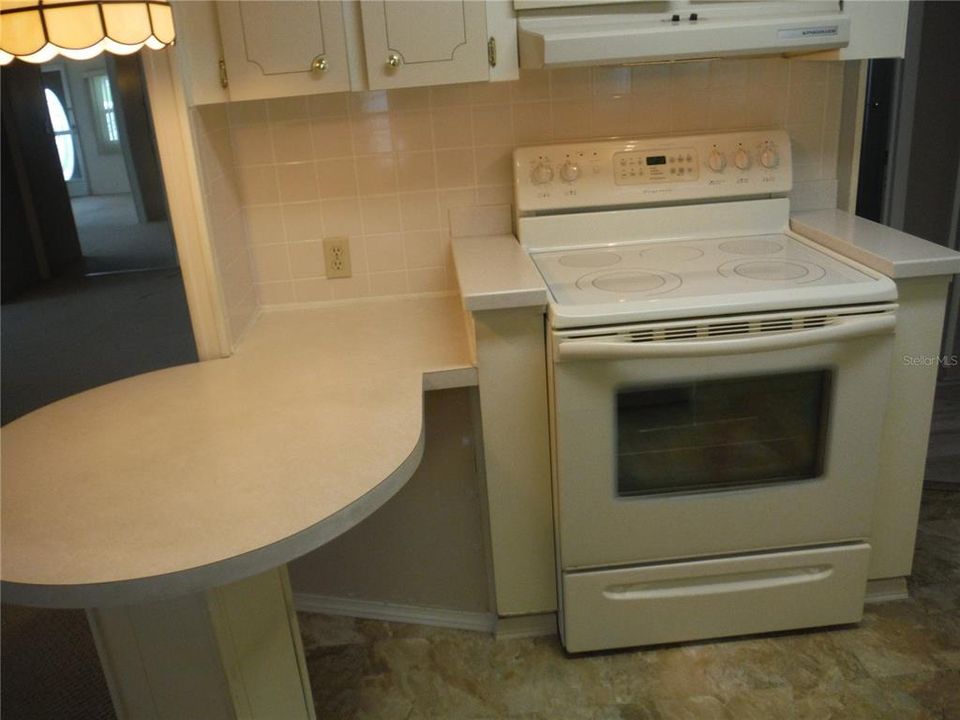 На продажу: $159,000 (2 спален, 2 ванн, 1095 Квадратных фут)