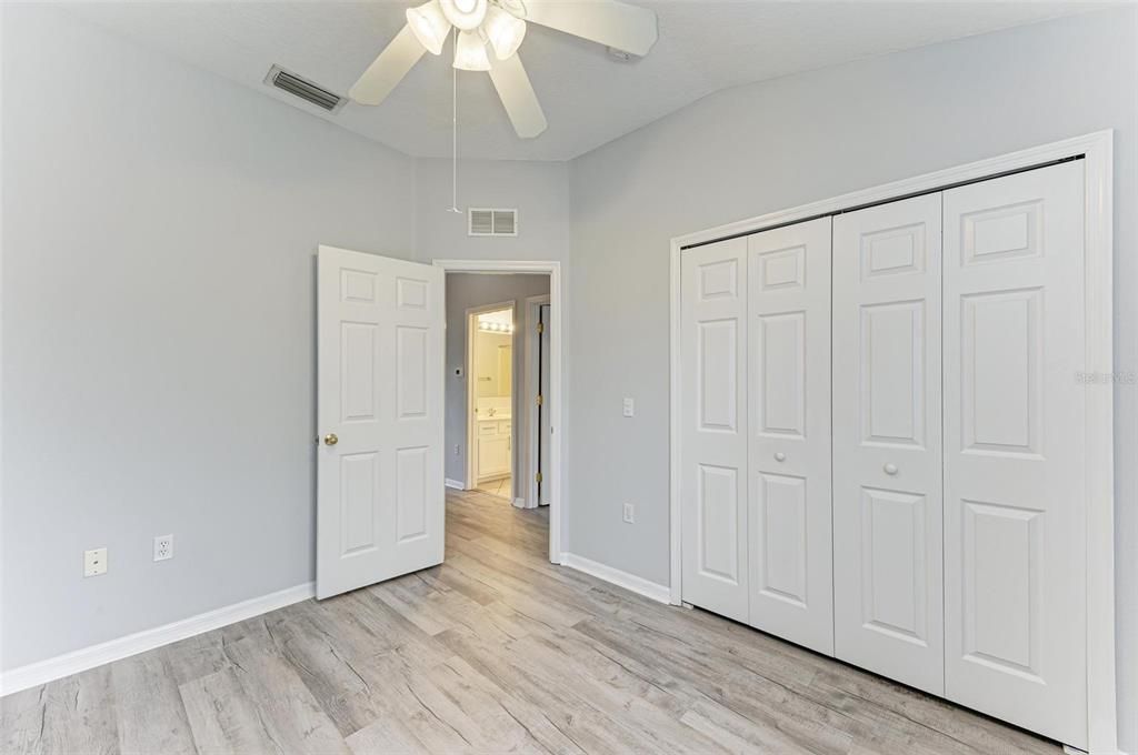 For Rent: $2,250 (3 beds, 2 baths, 1276 Square Feet)