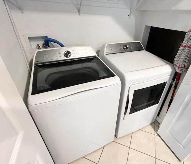 For Rent: $2,250 (3 beds, 2 baths, 1276 Square Feet)