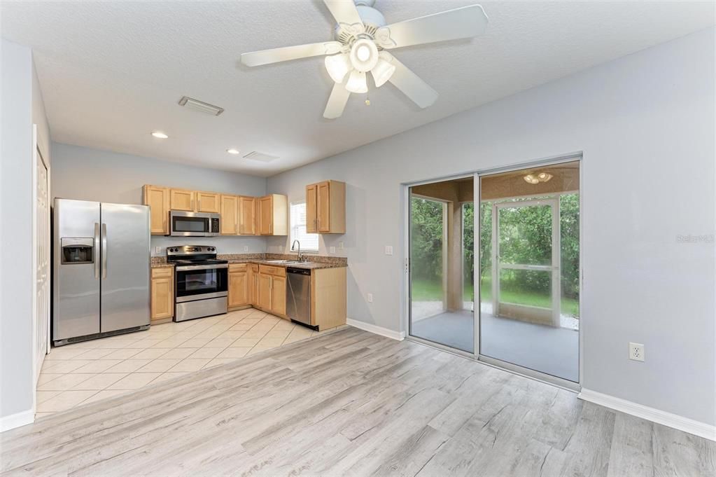 For Rent: $2,250 (3 beds, 2 baths, 1276 Square Feet)