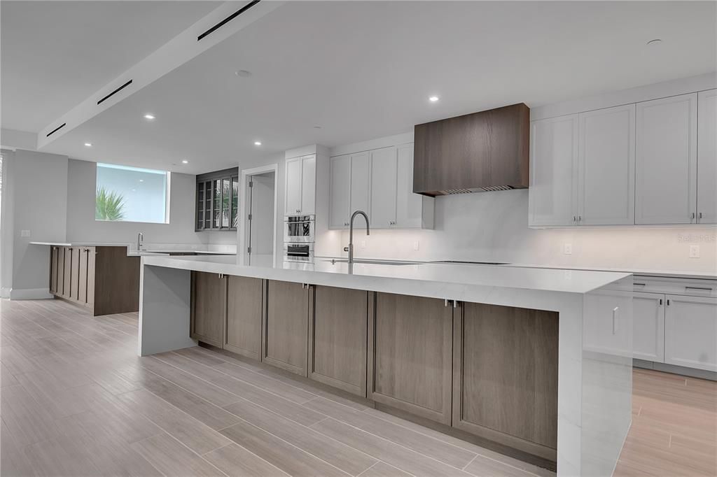 For Sale: $4,950,000 (3 beds, 4 baths, 4154 Square Feet)