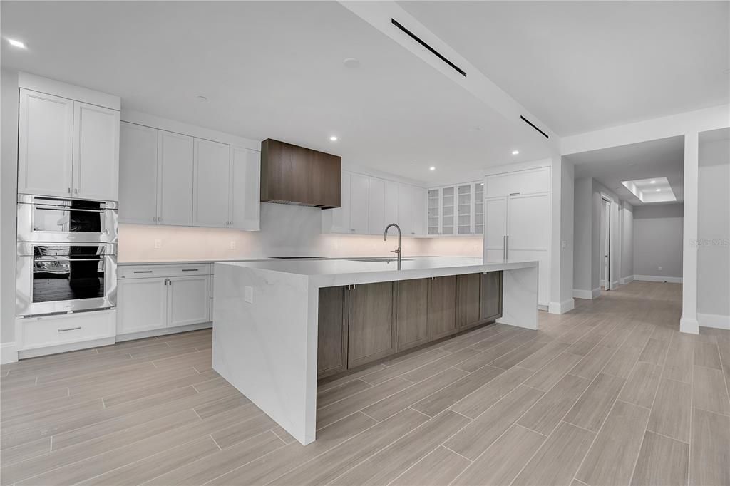 For Sale: $4,950,000 (3 beds, 4 baths, 4154 Square Feet)