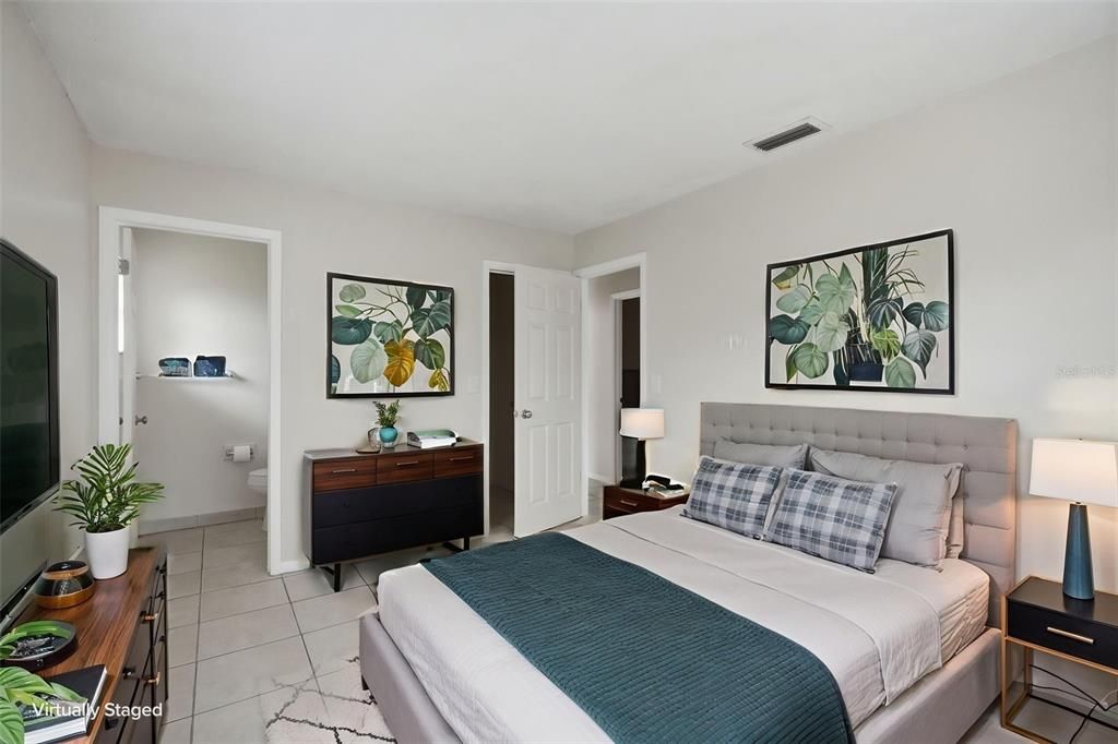 En Venta: $224,900 (2 camas, 1 baños, 902 Pies cuadrados)