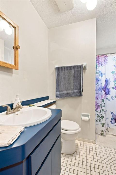 For Sale: $385,000 (3 beds, 3 baths, 1803 Square Feet)