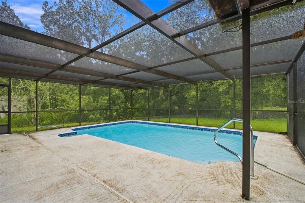For Sale: $385,000 (3 beds, 3 baths, 1803 Square Feet)