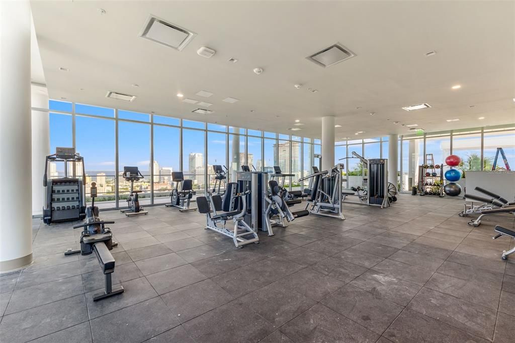 : $1,499,000 (2 camas, 2 baños, 2297 Pies cuadrados)