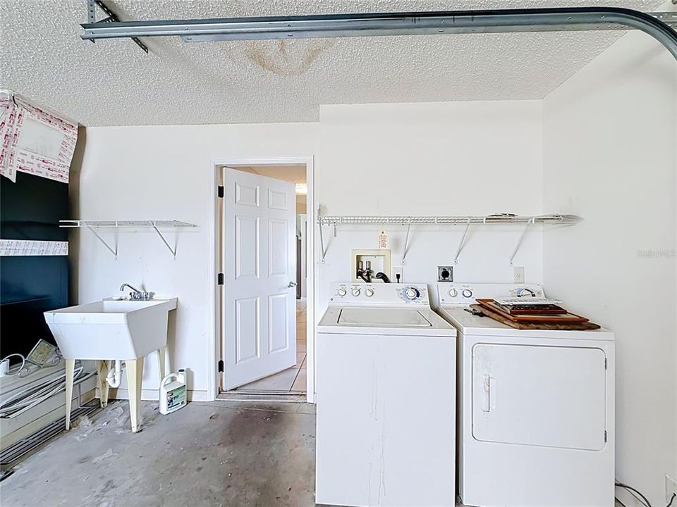 Activo con contrato: $399,900 (3 camas, 2 baños, 1612 Pies cuadrados)
