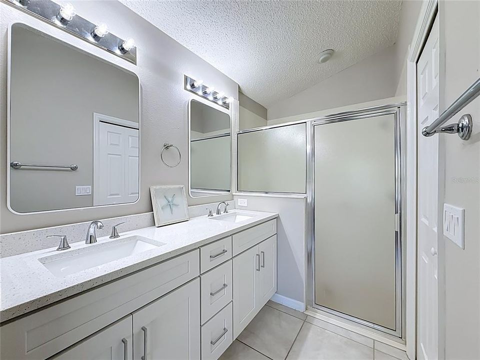 Activo con contrato: $399,900 (3 camas, 2 baños, 1612 Pies cuadrados)