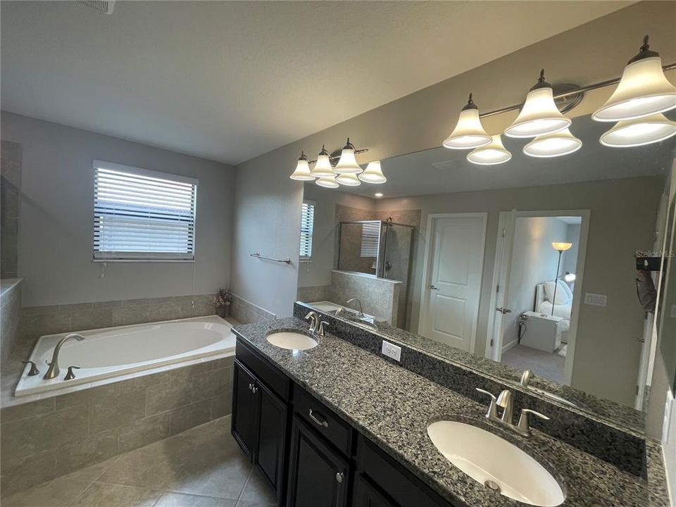 В аренду: $2,995 (4 спален, 2 ванн, 2334 Квадратных фут)