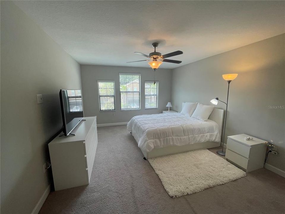 В аренду: $2,995 (4 спален, 2 ванн, 2334 Квадратных фут)