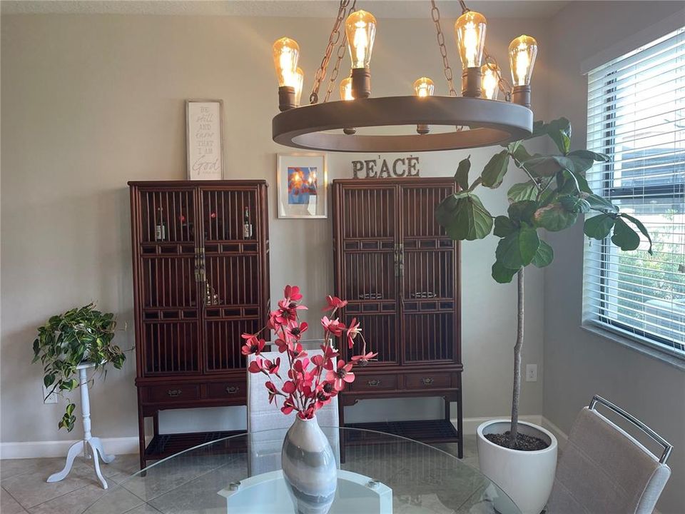 В аренду: $2,995 (4 спален, 2 ванн, 2334 Квадратных фут)