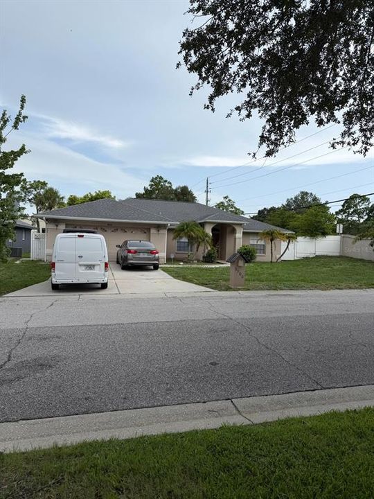 En Venta: $4,200,000 (3 camas, 2 baños, 1662 Pies cuadrados)
