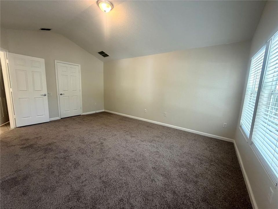For Rent: $2,499 (3 beds, 2 baths, 1668 Square Feet)