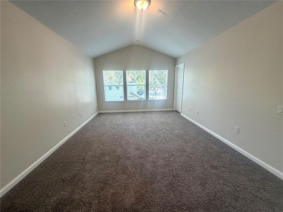 For Rent: $2,499 (3 beds, 2 baths, 1668 Square Feet)