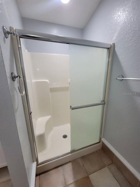 En Venta: $285,000 (4 camas, 3 baños, 2228 Pies cuadrados)