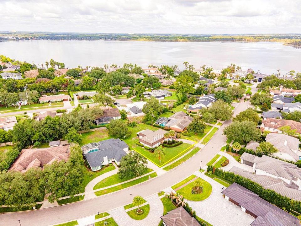 На продажу: $309,900 (2 спален, 2 ванн, 1154 Квадратных фут)