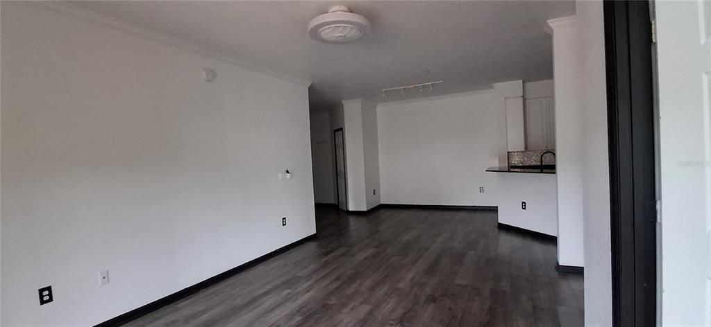На продажу: $199,500 (3 спален, 2 ванн, 1347 Квадратных фут)