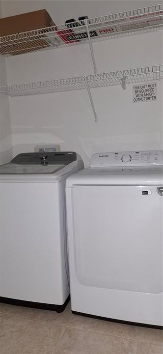На продажу: $199,500 (3 спален, 2 ванн, 1347 Квадратных фут)