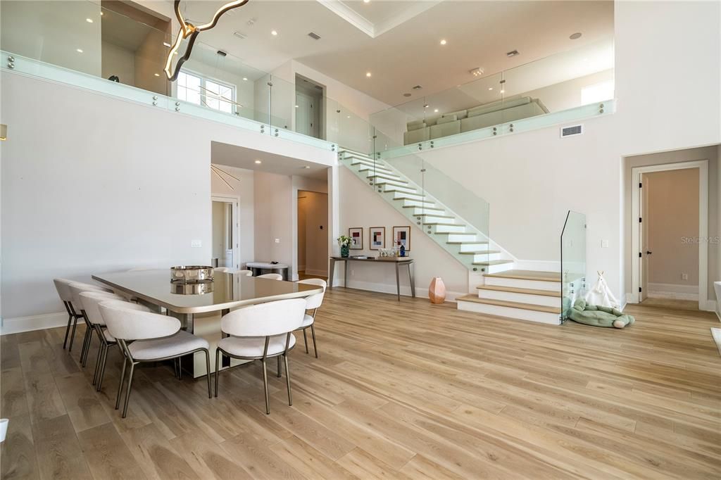 En Venta: $2,760,000 (5 camas, 4 baños, 4423 Pies cuadrados)