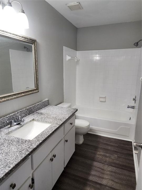 В аренду: $2,275 (3 спален, 2 ванн, 1380 Квадратных фут)