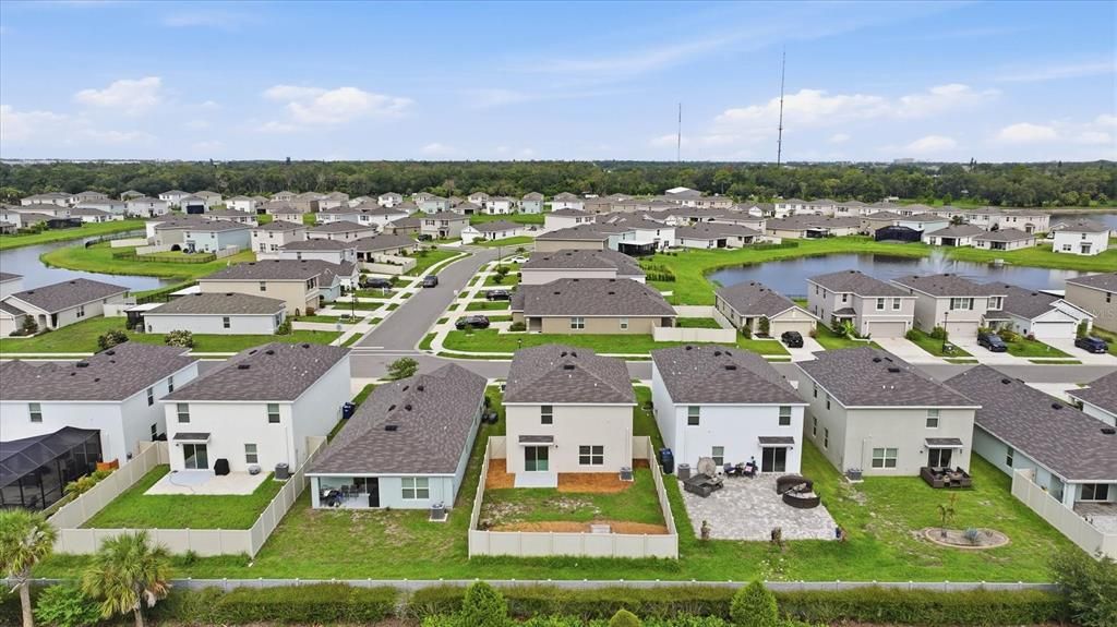 На продажу: $399,900 (4 спален, 2 ванн, 2248 Квадратных фут)