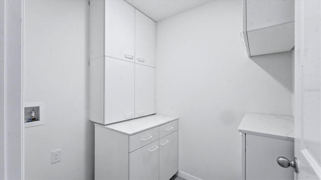На продажу: $399,900 (4 спален, 2 ванн, 2248 Квадратных фут)