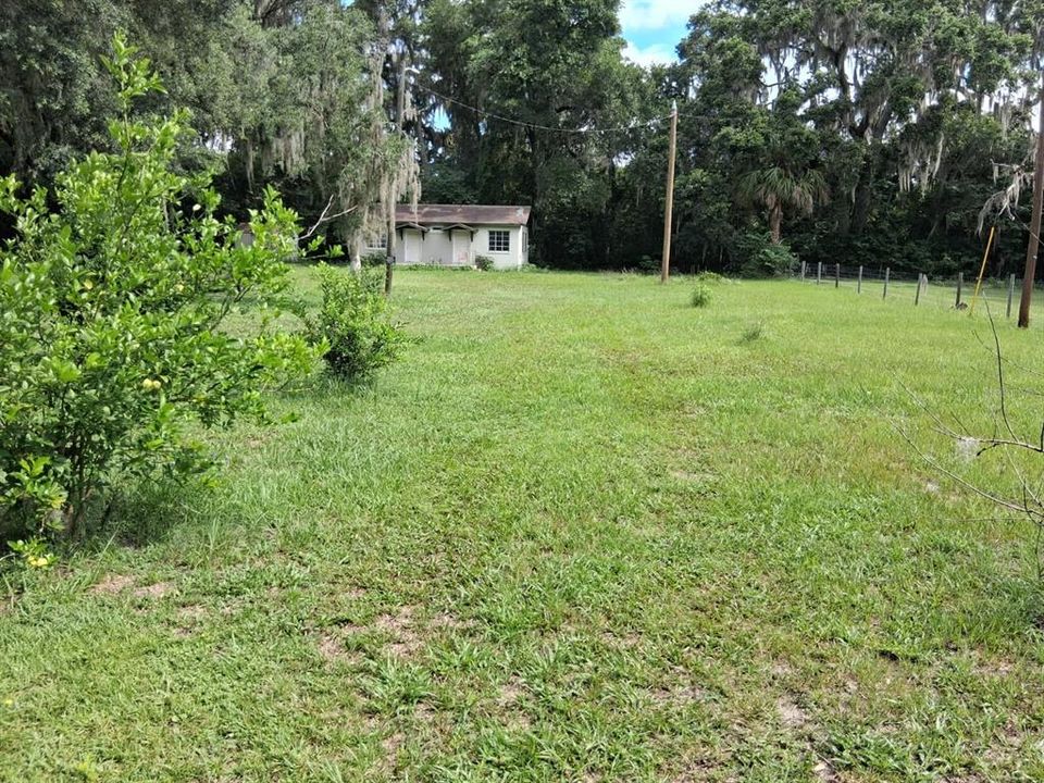 For Sale: $250,000 (5 beds, 4 baths, 2152 Square Feet)